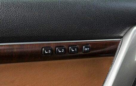Toyota Land Cruiser 200, 2015 год, 4 779 000 рублей, 14 фотография