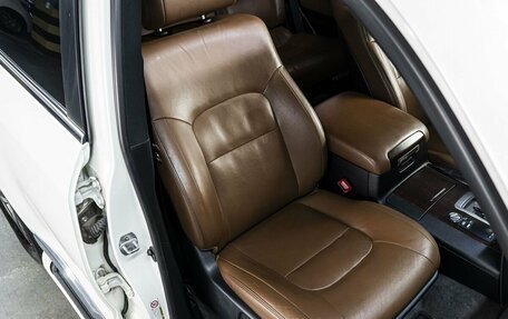Toyota Land Cruiser 200, 2015 год, 4 779 000 рублей, 21 фотография
