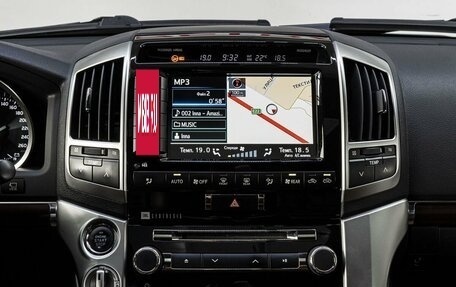 Toyota Land Cruiser 200, 2015 год, 4 779 000 рублей, 25 фотография
