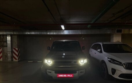 Land Rover Defender II, 2021 год, 7 300 000 рублей, 1 фотография