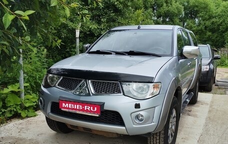 Mitsubishi L200 IV рестайлинг, 2013 год, 1 550 000 рублей, 1 фотография