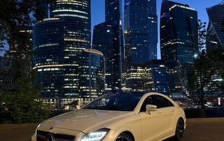 Mercedes-Benz CLS, 2011 год, 2 500 000 рублей, 1 фотография