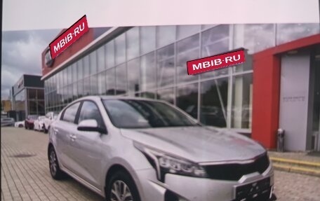 KIA Rio IV, 2021 год, 1 900 000 рублей, 1 фотография