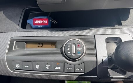 Honda Freed I, 2009 год, 1 000 000 рублей, 14 фотография