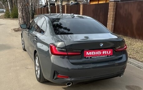BMW 3 серия, 2019 год, 3 750 000 рублей, 28 фотография