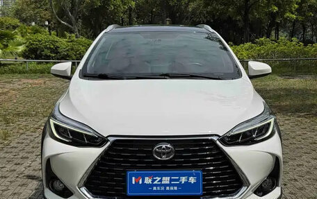 Toyota Yaris XP150 рестайлинг, 2022 год, 1 370 000 рублей, 2 фотография