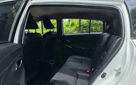 Toyota Yaris XP150 рестайлинг, 2022 год, 1 370 000 рублей, 16 фотография