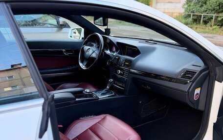Mercedes-Benz E-Класс, 2010 год, 1 785 000 рублей, 5 фотография