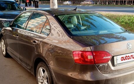 Volkswagen Jetta VI, 2012 год, 850 000 рублей, 3 фотография