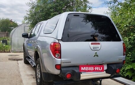 Mitsubishi L200 IV рестайлинг, 2013 год, 1 550 000 рублей, 2 фотография