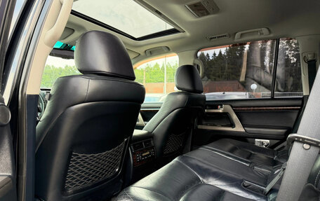 Toyota Land Cruiser 200, 2011 год, 2 950 000 рублей, 8 фотография