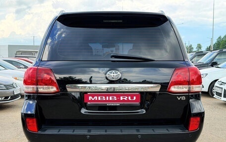 Toyota Land Cruiser 200, 2011 год, 2 950 000 рублей, 4 фотография