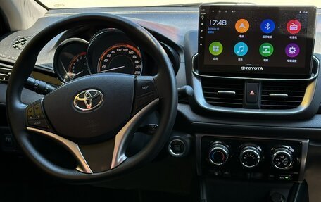 Toyota Yaris XP150 рестайлинг, 2022 год, 1 355 000 рублей, 9 фотография
