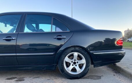 Mercedes-Benz E-Класс, 2000 год, 280 000 рублей, 4 фотография