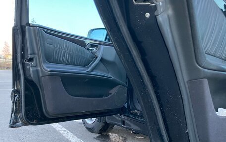 Mercedes-Benz E-Класс, 2000 год, 280 000 рублей, 14 фотография