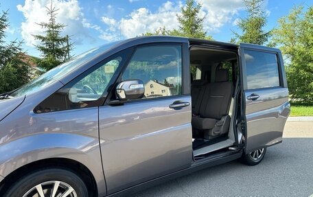 Honda Stepwgn IV, 2016 год, 1 325 000 рублей, 4 фотография