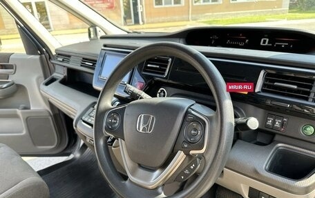 Honda Stepwgn IV, 2016 год, 1 325 000 рублей, 15 фотография