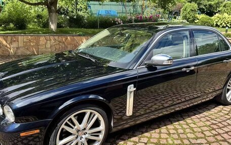 Jaguar XJ III (X350), 2008 год, 5 200 000 рублей, 2 фотография