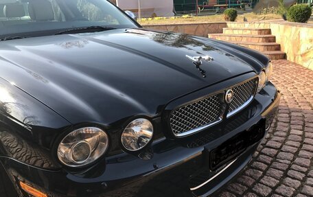 Jaguar XJ III (X350), 2008 год, 5 200 000 рублей, 11 фотография