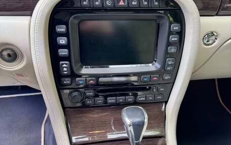 Jaguar XJ III (X350), 2008 год, 5 200 000 рублей, 10 фотография