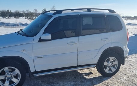 Chevrolet Niva I рестайлинг, 2017 год, 750 000 рублей, 9 фотография
