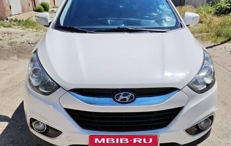 Hyundai ix35 I рестайлинг, 2011 год, 1 060 000 рублей, 2 фотография