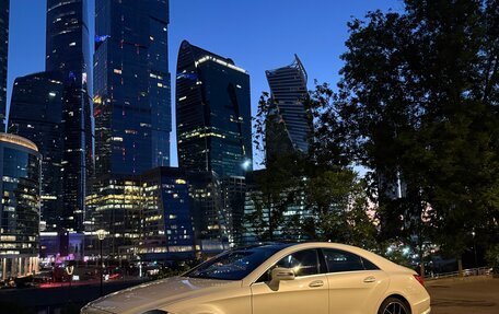 Mercedes-Benz CLS, 2011 год, 2 500 000 рублей, 2 фотография