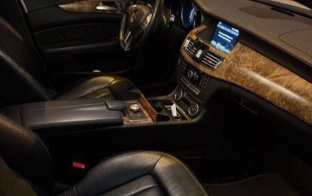 Mercedes-Benz CLS, 2011 год, 2 500 000 рублей, 7 фотография