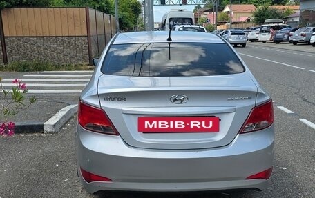 Hyundai Solaris II рестайлинг, 2015 год, 850 000 рублей, 3 фотография