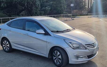 Hyundai Solaris II рестайлинг, 2015 год, 850 000 рублей, 8 фотография