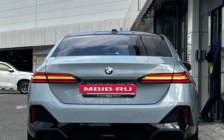 BMW 5 серия, 2024 год, 4 773 000 рублей, 3 фотография