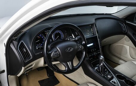 Infiniti Q50 I рестайлинг, 2014 год, 1 799 000 рублей, 10 фотография