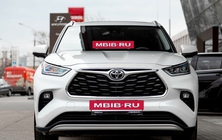Toyota Highlander, 2026 год, 5 640 000 рублей, 8 фотография