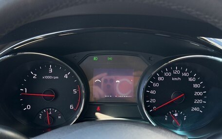 KIA Carnival III, 2015 год, 2 100 000 рублей, 20 фотография