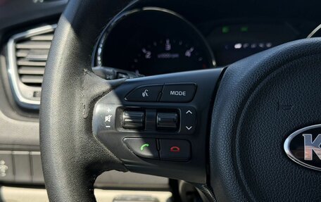 KIA Carnival III, 2015 год, 2 100 000 рублей, 18 фотография