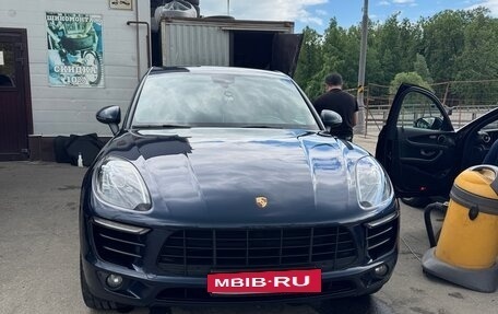 Porsche Macan I рестайлинг, 2018 год, 2 650 000 рублей, 2 фотография