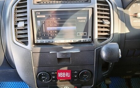 Nissan Lafesta I, 2010 год, 750 000 рублей, 13 фотография