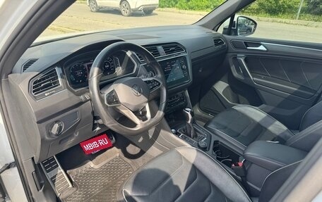 Volkswagen Tiguan II, 2020 год, 3 090 000 рублей, 11 фотография