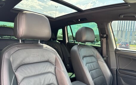 Volkswagen Tiguan II, 2020 год, 3 090 000 рублей, 20 фотография