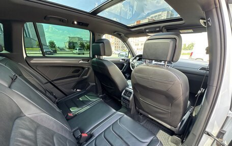 Volkswagen Tiguan II, 2020 год, 3 090 000 рублей, 23 фотография