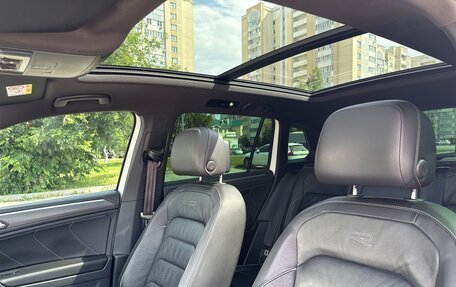 Volkswagen Tiguan II, 2020 год, 3 090 000 рублей, 25 фотография