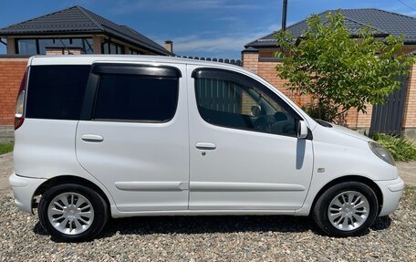 Toyota FunCargo, 2003 год, 390 000 рублей, 6 фотография