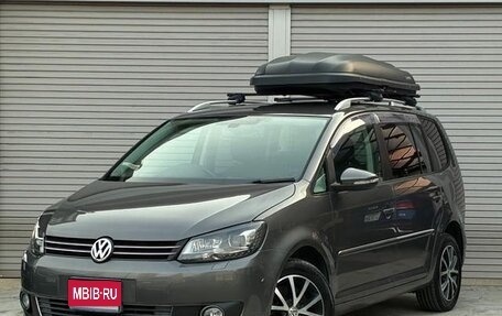 Volkswagen Touran III, 2015 год, 785 000 рублей, 1 фотография