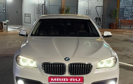 BMW 5 серия, 2016 год, 2 450 000 рублей, 1 фотография