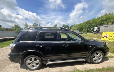 Mitsubishi Outlander III рестайлинг 3, 2006 год, 660 000 рублей, 4 фотография