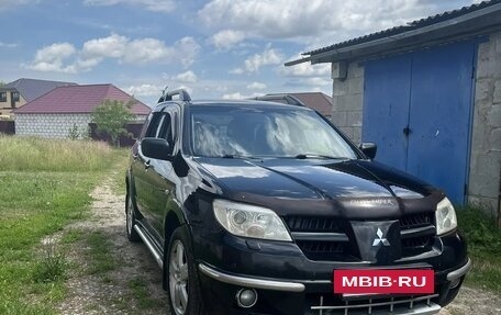 Mitsubishi Outlander III рестайлинг 3, 2006 год, 660 000 рублей, 2 фотография