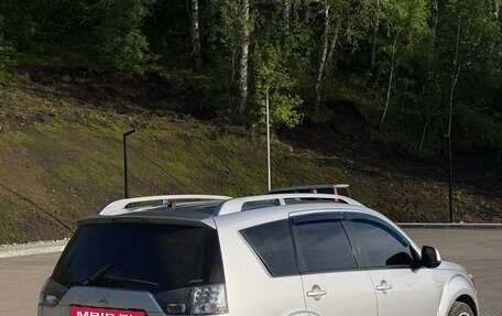 Mitsubishi Outlander III рестайлинг 3, 2007 год, 1 395 000 рублей, 7 фотография