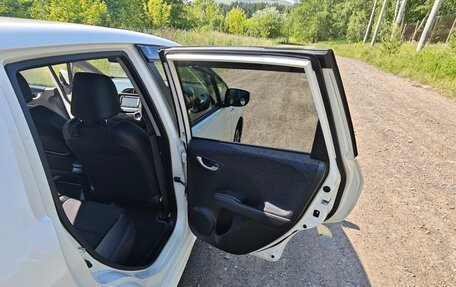 Honda Fit III, 2014 год, 939 000 рублей, 10 фотография