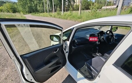 Honda Fit III, 2014 год, 939 000 рублей, 9 фотография