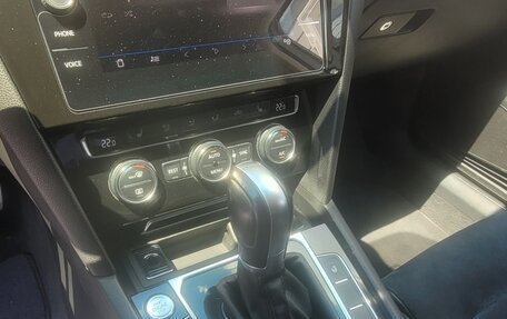 Volkswagen Passat B8 рестайлинг, 2017 год, 2 000 000 рублей, 10 фотография
